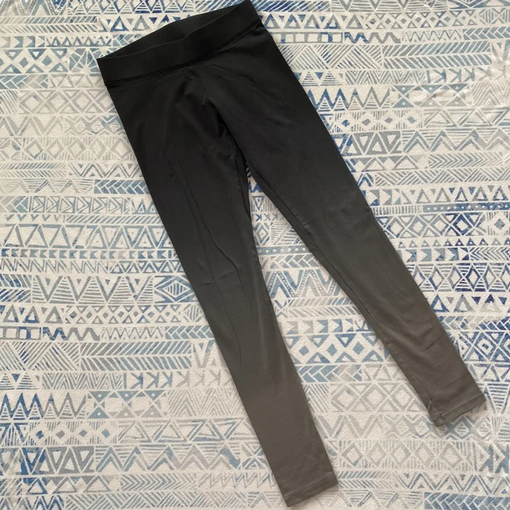 Aerie Gray Ombré Leggings
